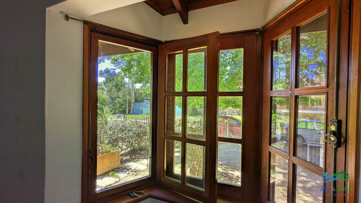 Casa ID.4518 - Venta de casa 3 dormitorios en barrio cantegril Punta del este, Maldonado, cerca de playa Mansa