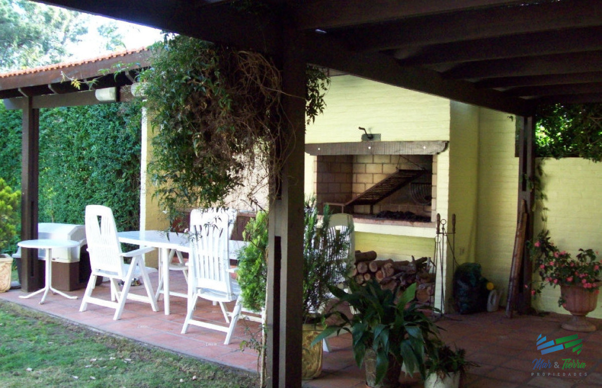Casa ID.1698 - Venta de casa, 3 dormitorios, 4 baños en Punta del este, Maldonado