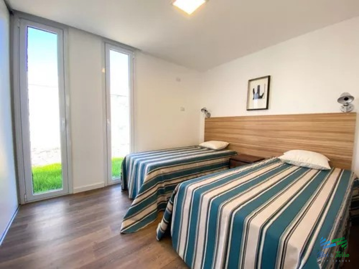 Casa ID.4329 - Casa a estrenar de 3 dormitorios 3 baños en Punta del Este, Jardines de Cordoba