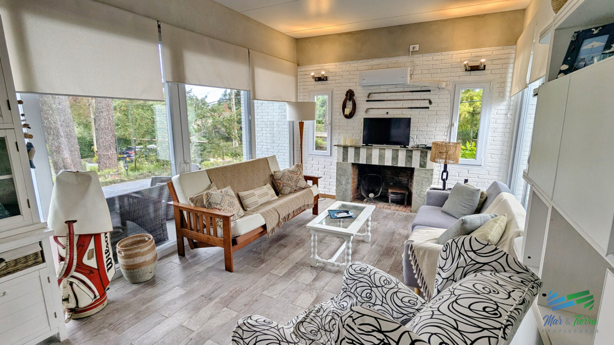 Casa ID.5742 - En Venta casa 3 dormitorios en Pinares, Punta del Este.