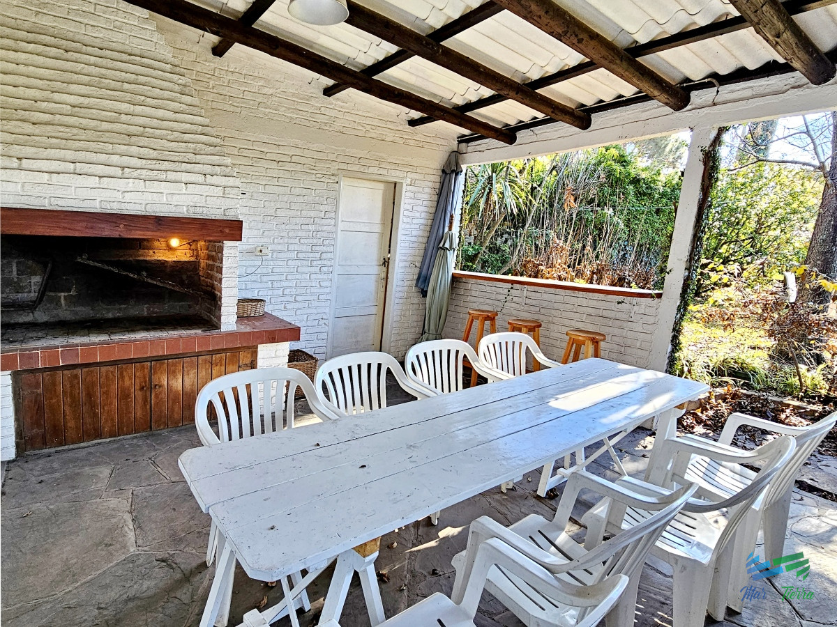 Casa ID.1548 - Casa en Pinares, 3 dormitorios *