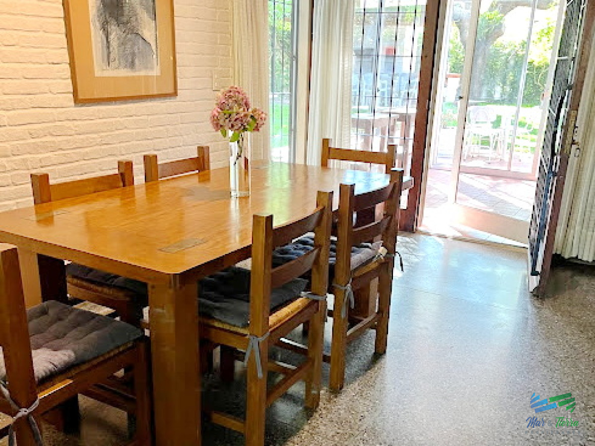 Casa ID.4829 - CASA EN LA MANSA, DISPONIBLE ALQUILER TEMPORADA, TRES DORMITORIOS. 