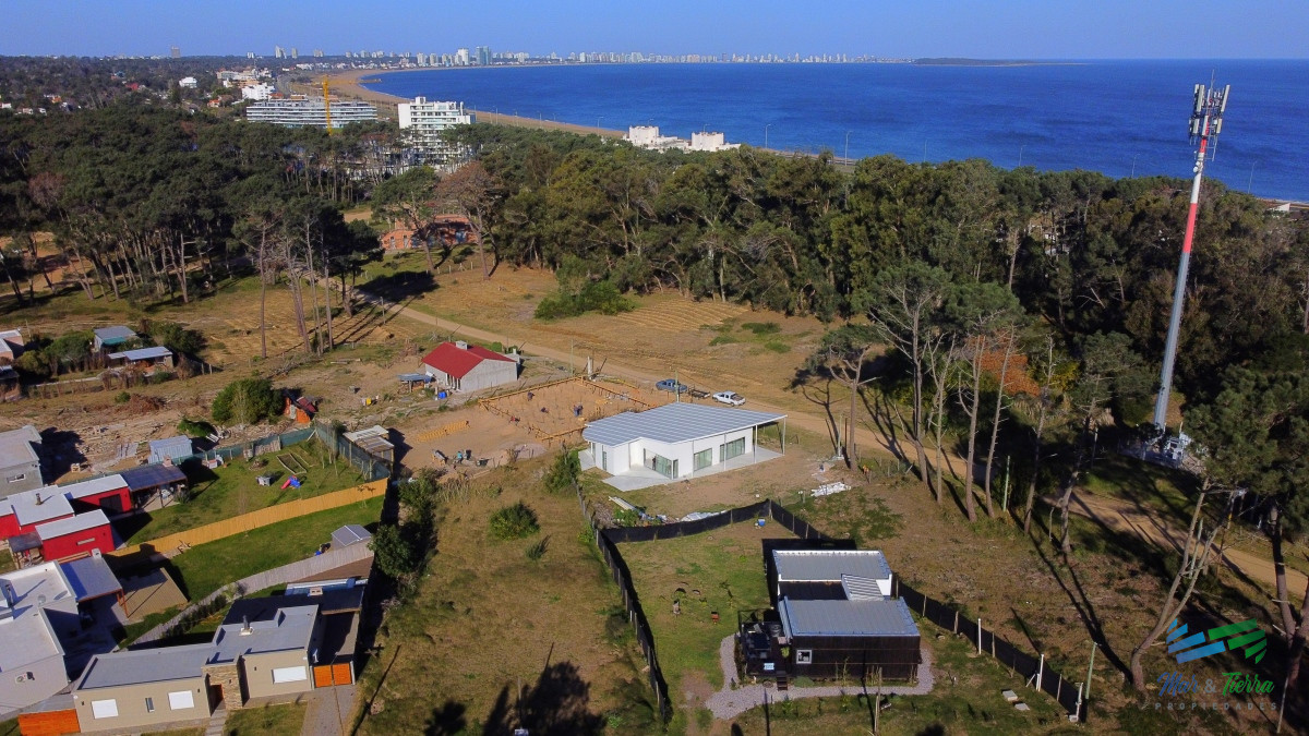 Casa ID.4412 - Venta de casa con 2 dormitorios en Piedras del Chileno Punta del Este
