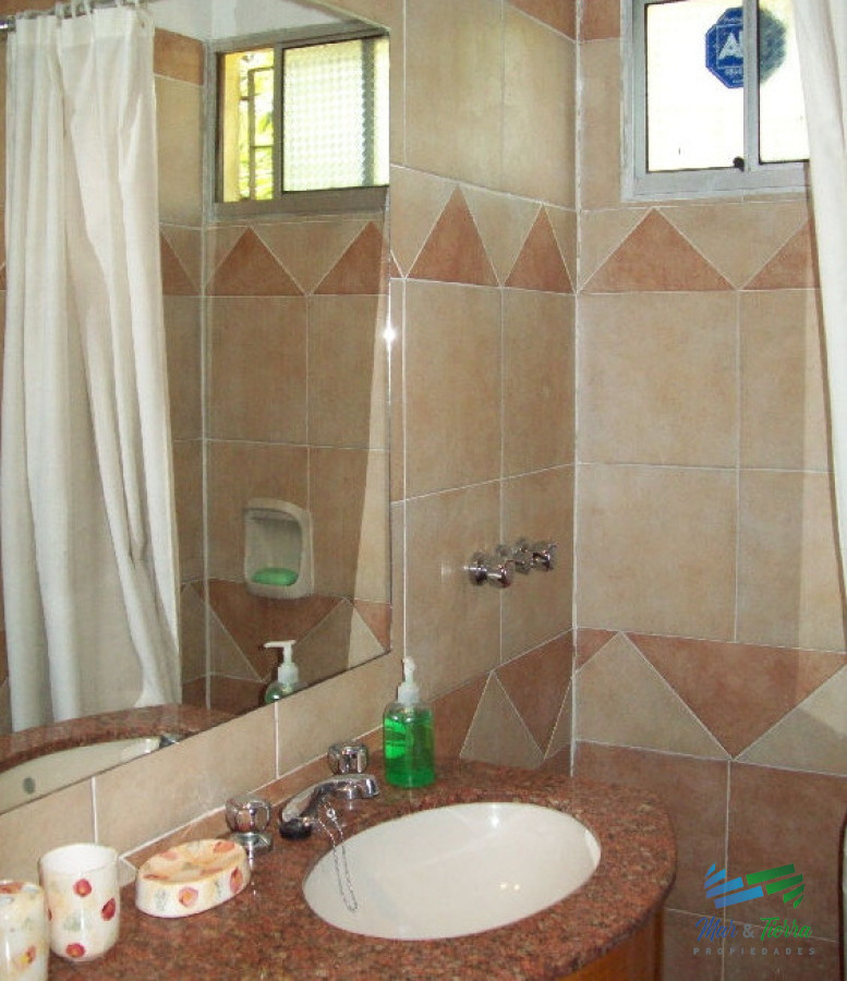 Casa ID.1698 - Venta de casa, 3 dormitorios, 4 baños en Punta del este, Maldonado