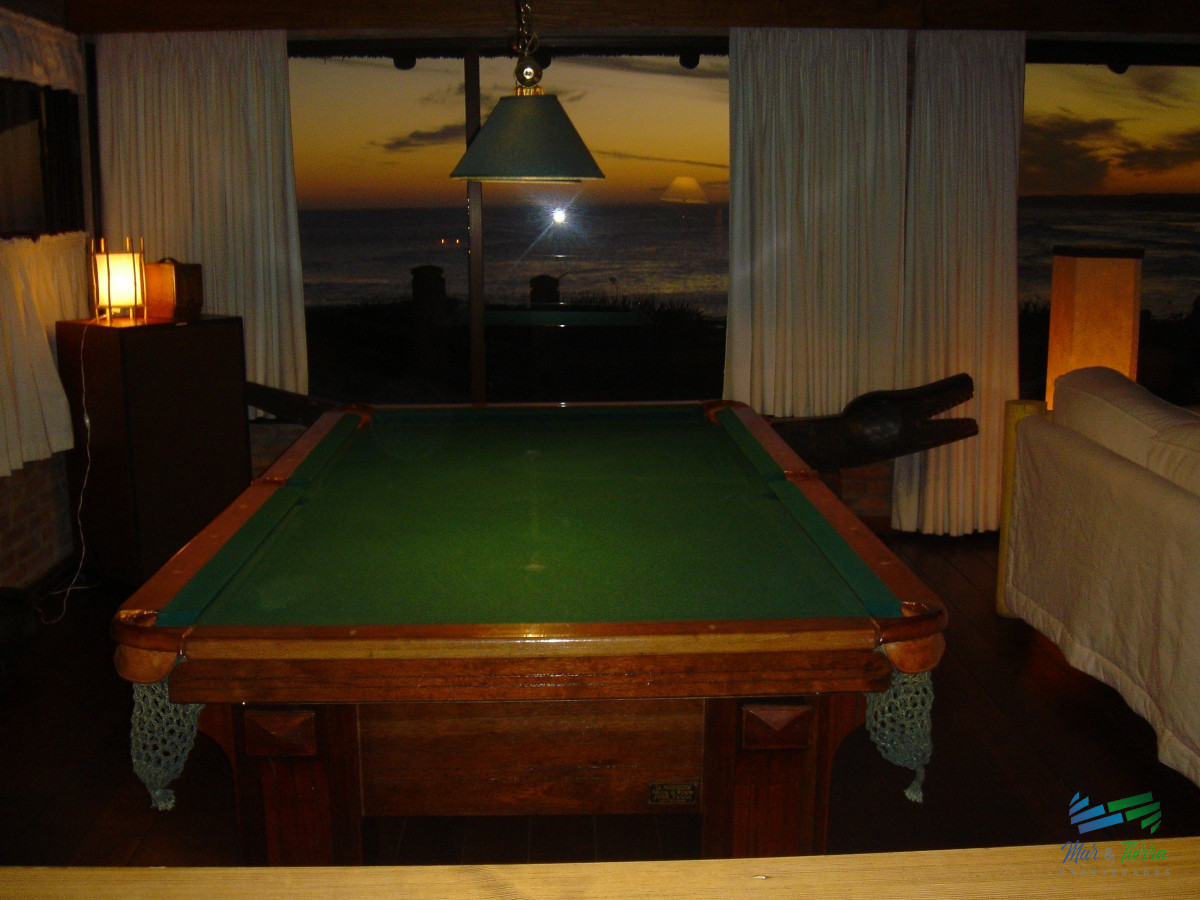 Casa ID.5210 - Espectacular Residencia sobre el mar, dominando el atardecer en 1 hectárea de terreno en primera línea