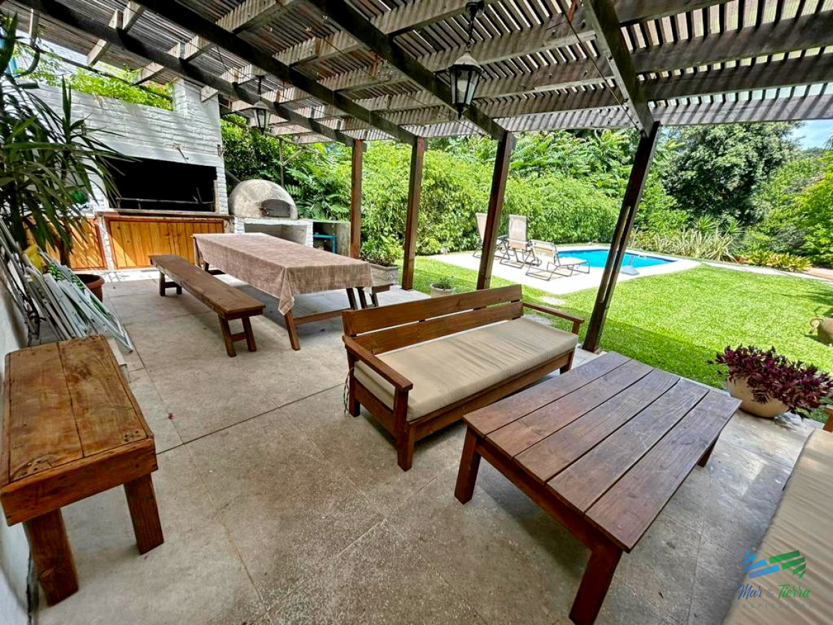Casa ID.1702 - Casa en Pinares, 3 dormitorios *