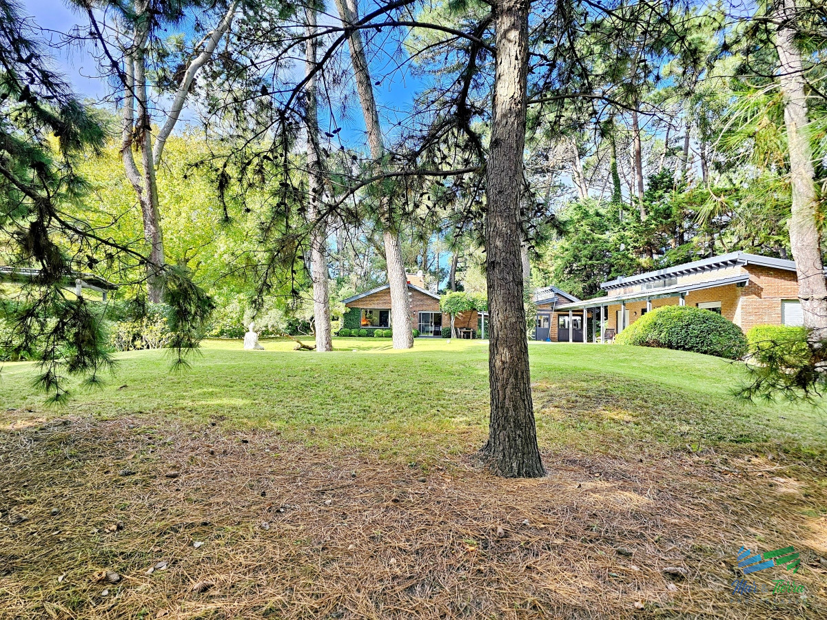 Casa ID.4439 - GRAN CASA, ALQUILER TEMPORADA VERANO 2025, PLAYA BRAVA, PUNTA DEL ESTE. 