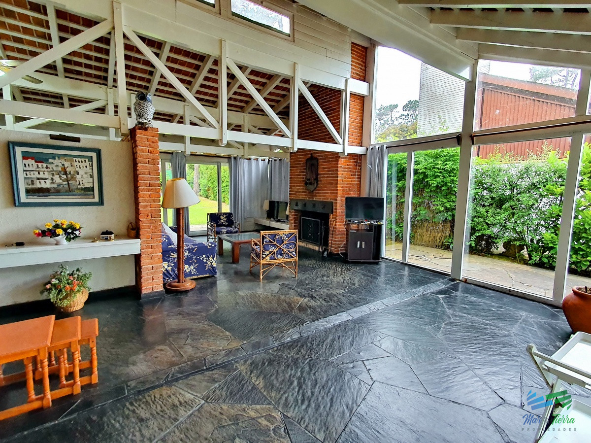 Casa ID.2919 - Vendo casa 4 dormitorios en San Rafael, Punta del Este