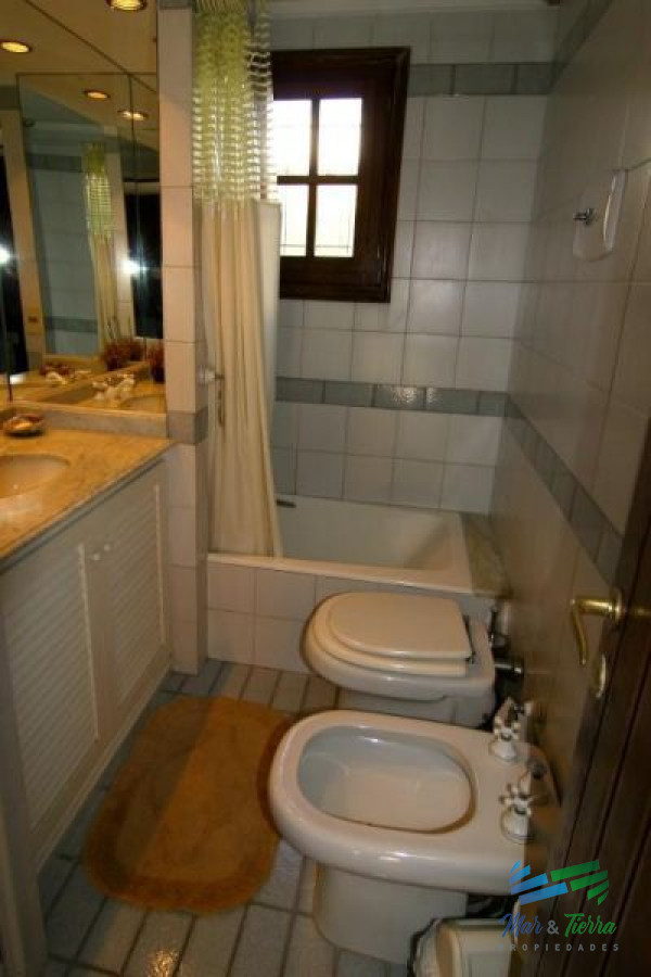Casa ID.1701 - Casa en Mansa, 4 dormitorios *