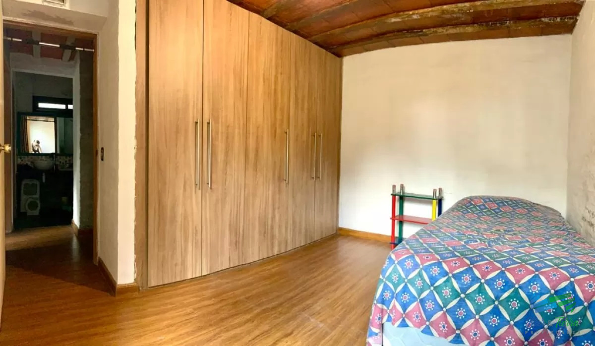 Casa ID.5152 - Cómoda casa, muy bien ubicada, ideal para vivir todo el año, zona de colegios