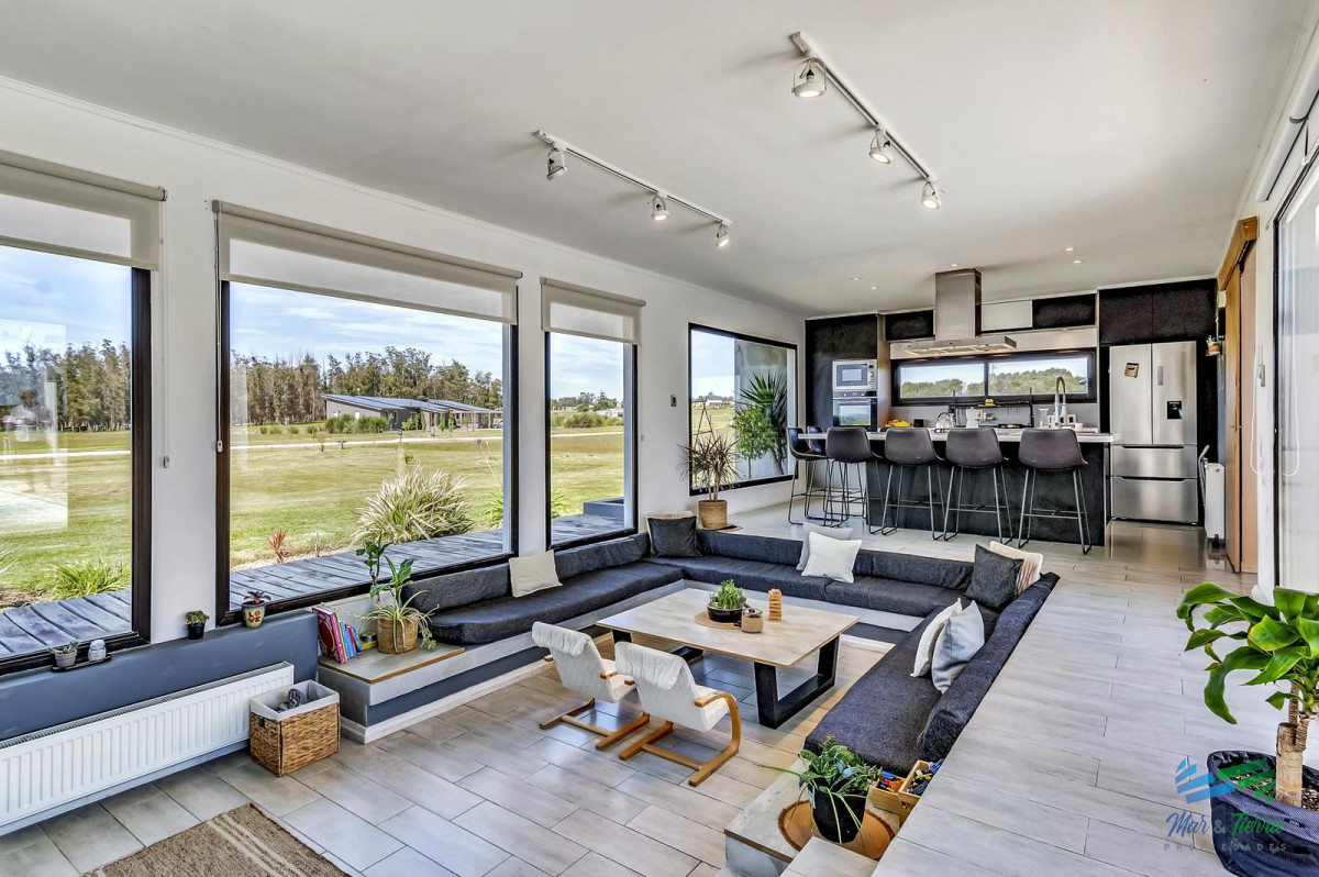 Casa ID.4639 - CASA EN VENTA, BARRIO PRIVADO EL QUIJOTE, PUNTA DEL ESTE. 
