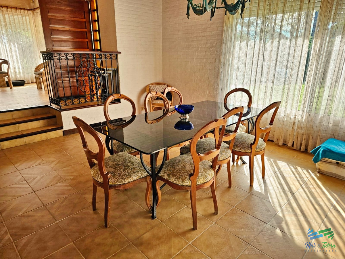 Casa ID.4453 - CASA TEMPORADA 2024, PISCINA CLIMATIZADA, CANCHA DE TENIS, CUATRO DORMITORIOS. PUNTA DEL ESTE, MANSA. 