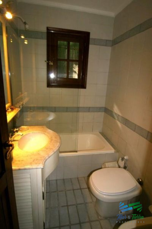Casa ID.1701 - Casa en Mansa, 4 dormitorios *