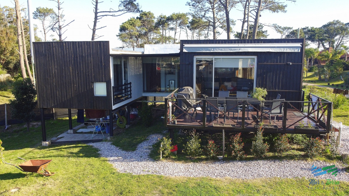 Casa ID.4412 - Venta de casa con 2 dormitorios en Piedras del Chileno Punta del Este