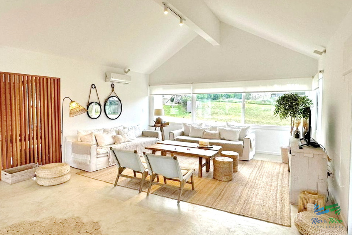 Casa ID.3934 - casa en venta y alquiler! 5 dormitorios, barrio privado, pinar del faro - Jose Ignacio