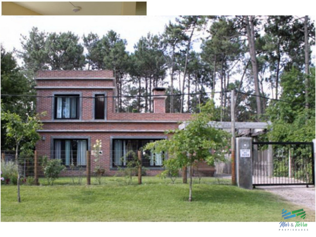 Casa ID.1553 - Casa en Pinares, 3 dormitorios *