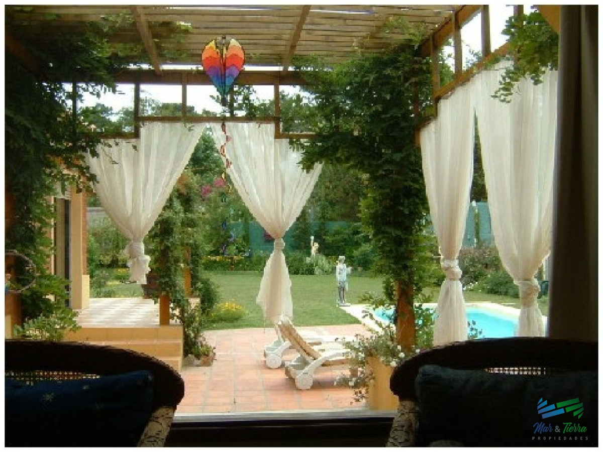 Casa ID.1659 - Muy linda casa en alquiler, zona Pinares, Punta del Este