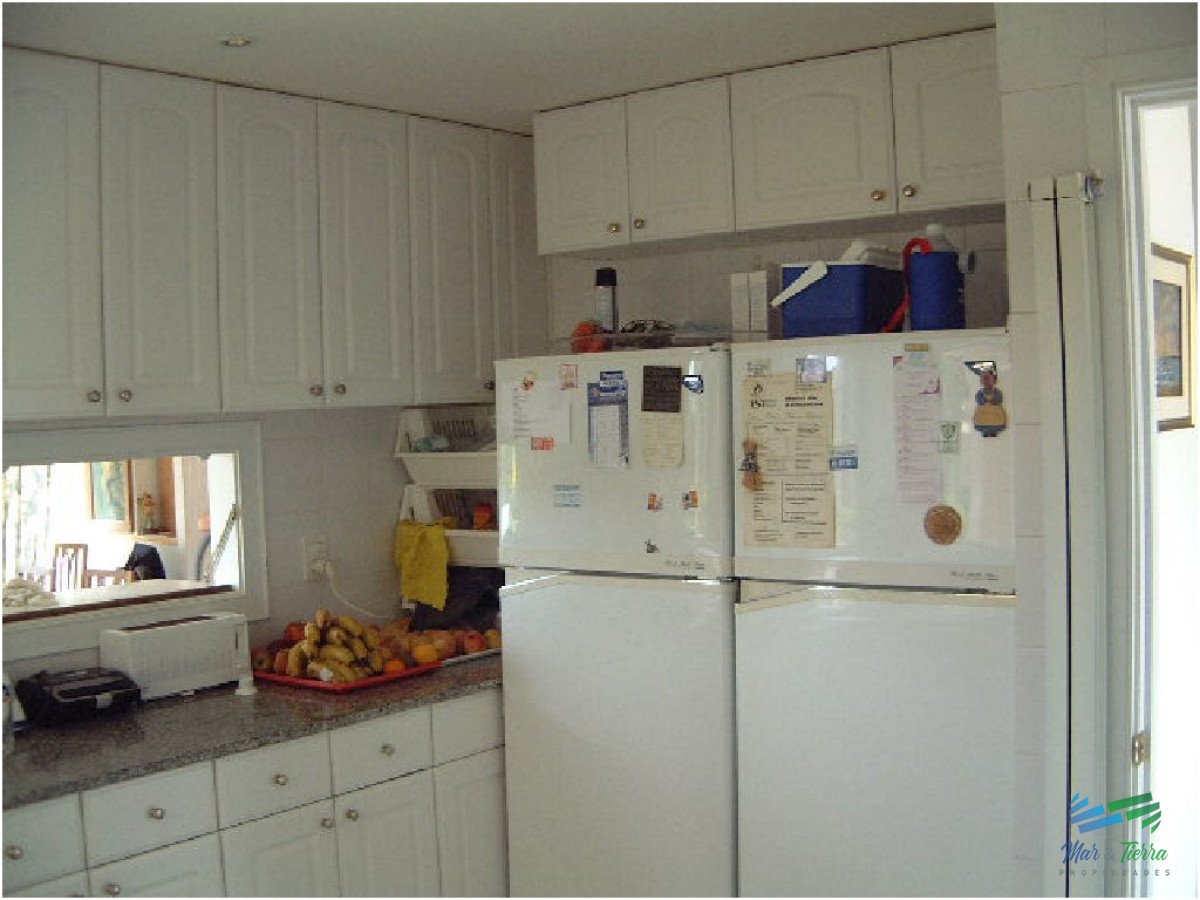 Casa ID.1668 - Vendo espectacular residencia estilo Americano!!!