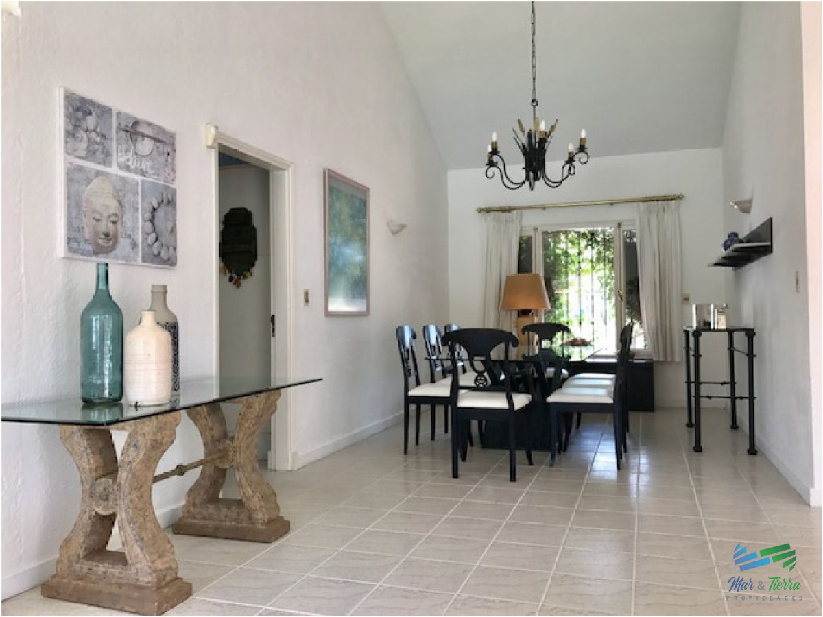 Casa ID.1672 - ALQUILO CASA CON PISCINA EN SAN RAFAEL, PUNTA DEL ESTE 