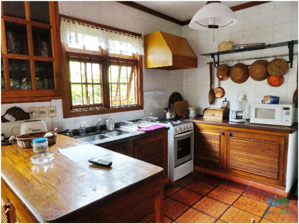 Casa ID.1696 - Casa en Mansa, 4 dormitorios *