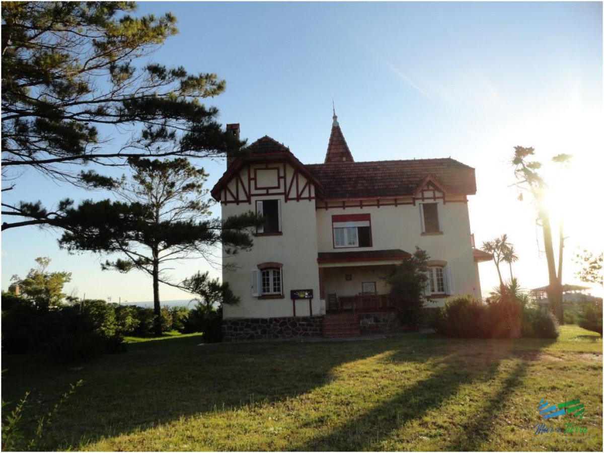 Casa ID.1558 - Casa en Playa Hermosa, 4 dormitorios *