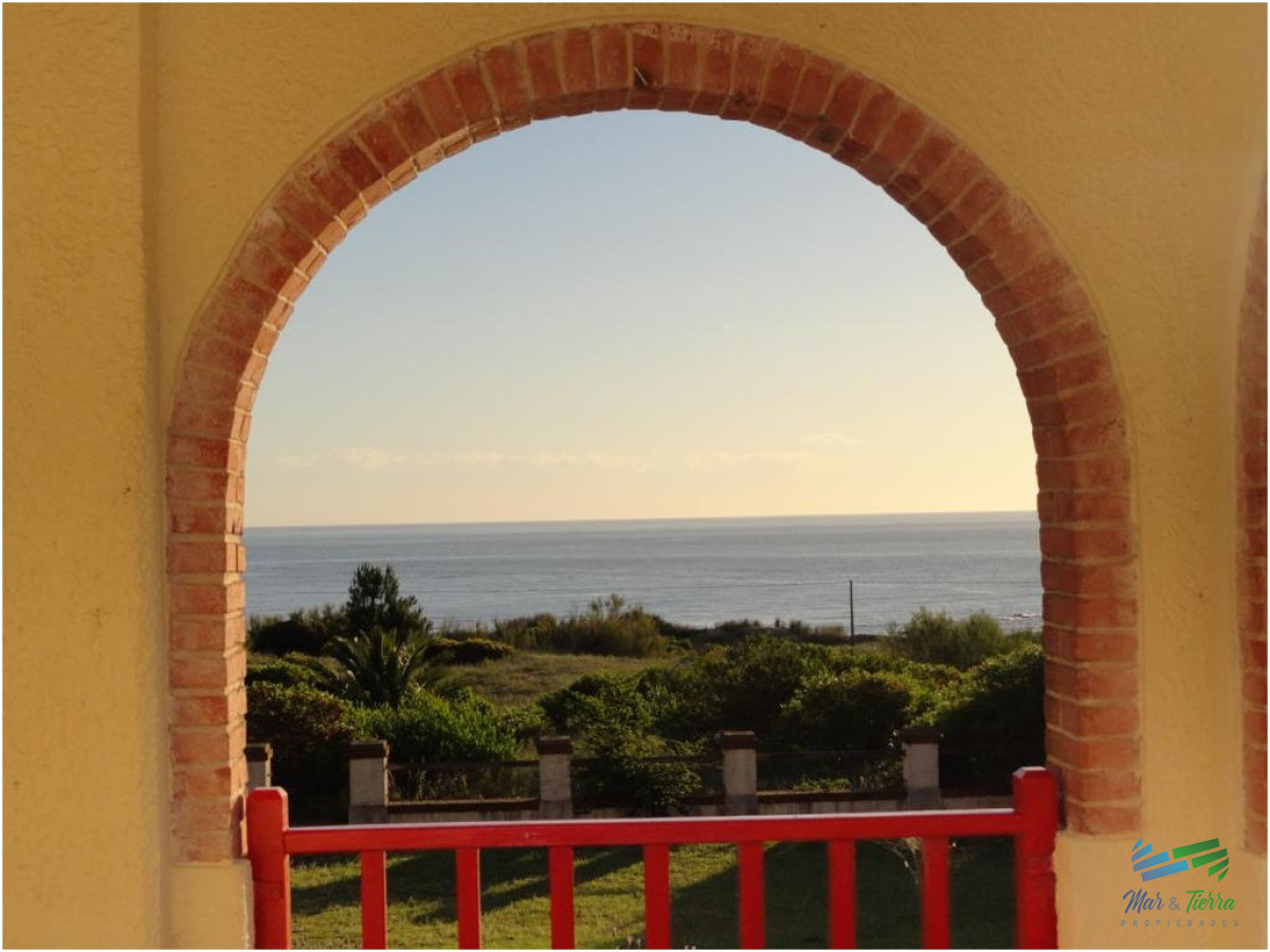 Casa ID.1558 - Casa en Playa Hermosa, 4 dormitorios *