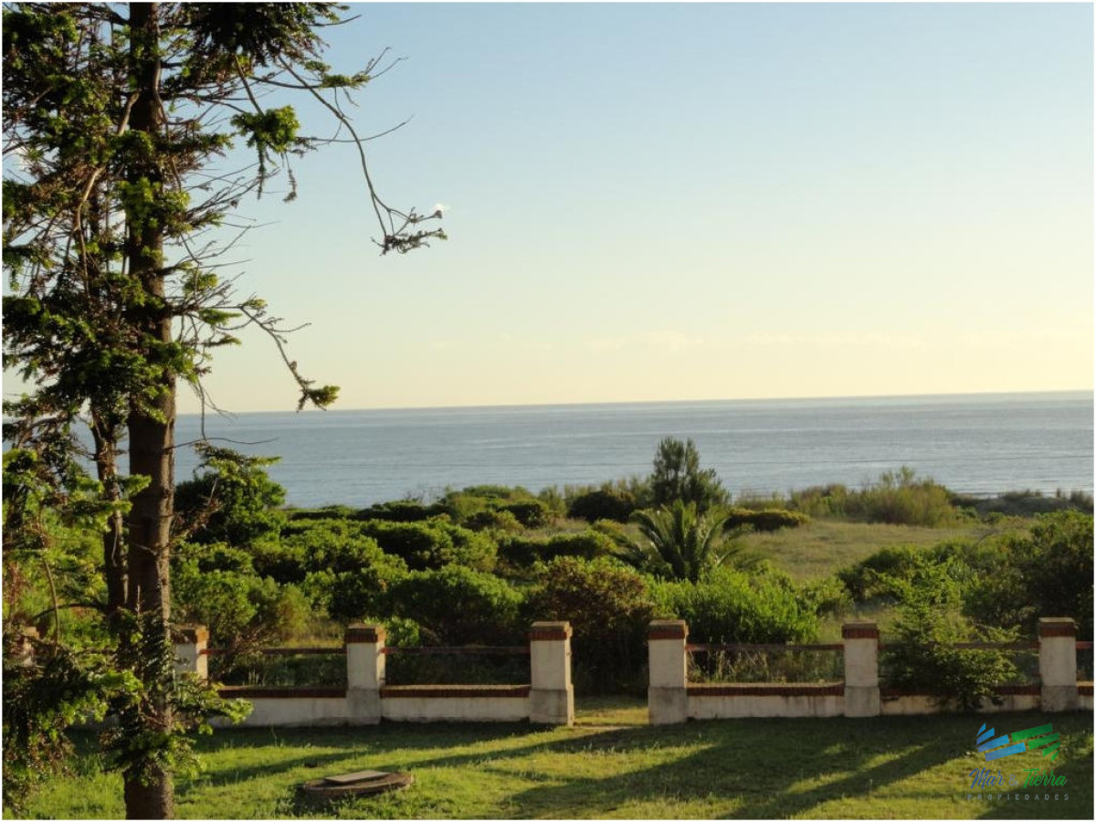 Casa ID.1558 - Casa en Playa Hermosa, 4 dormitorios *