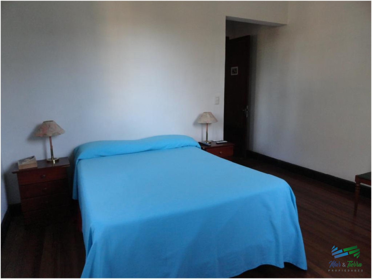 Casa ID.1558 - Casa en Playa Hermosa, 4 dormitorios *
