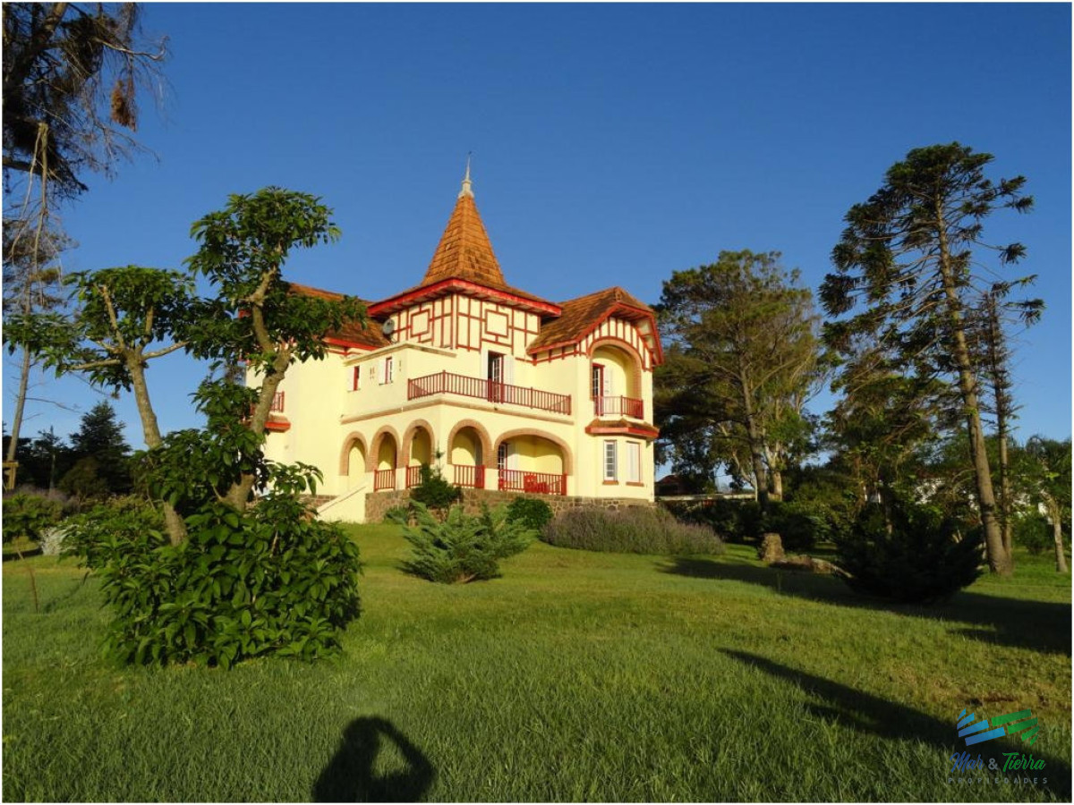 Casa ID.1558 - Casa en Playa Hermosa, 4 dormitorios *