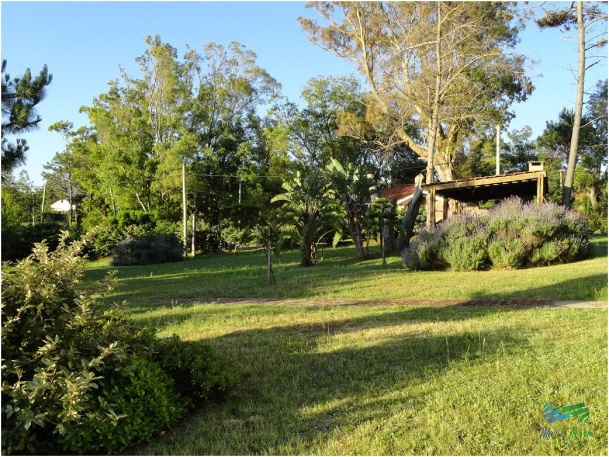Casa ID.1558 - Casa en Playa Hermosa, 4 dormitorios *