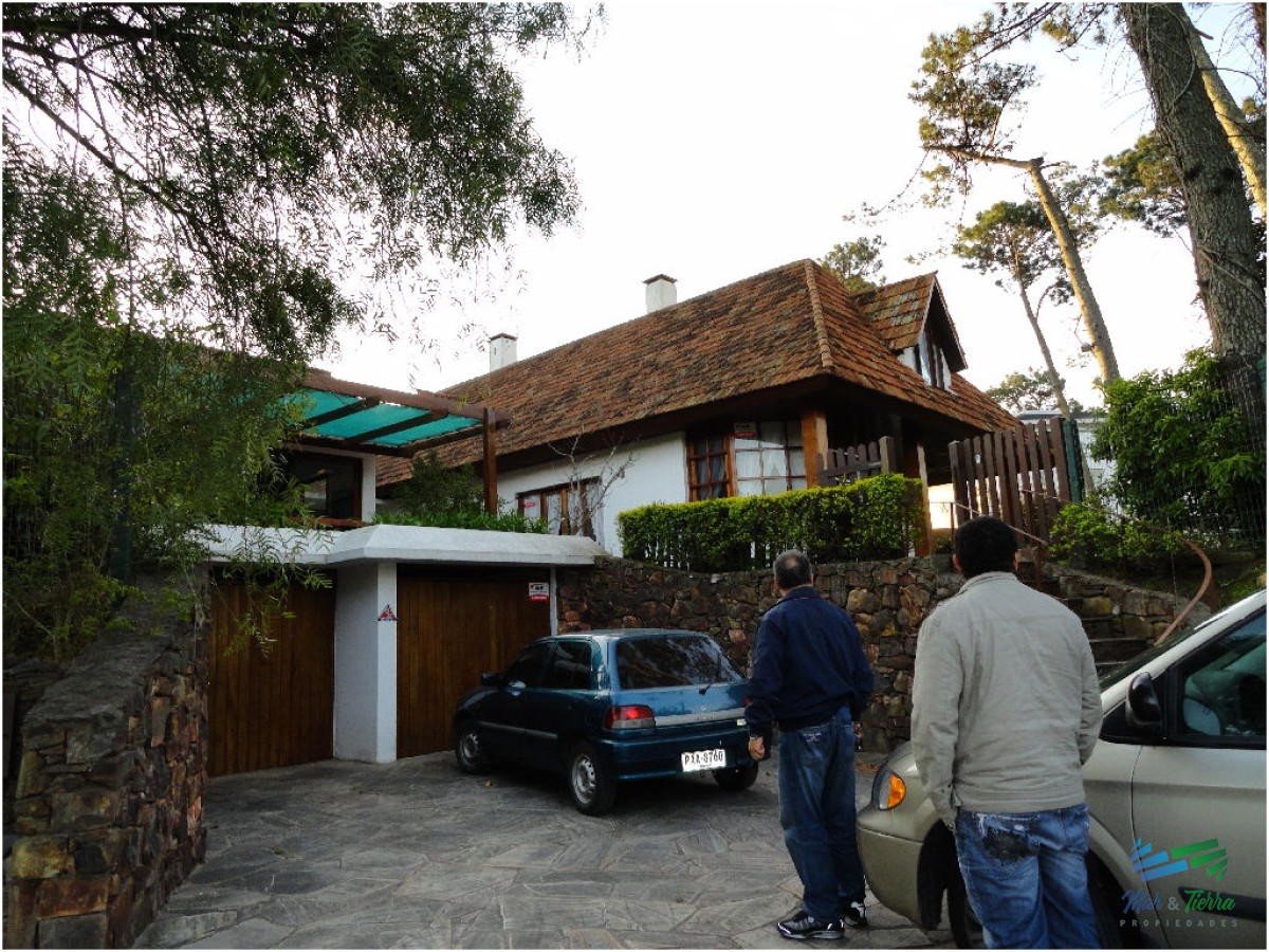 Casa ID.1708 - Vendo casa 5 dormitorios con piscina en San Rafael, Punta del Este