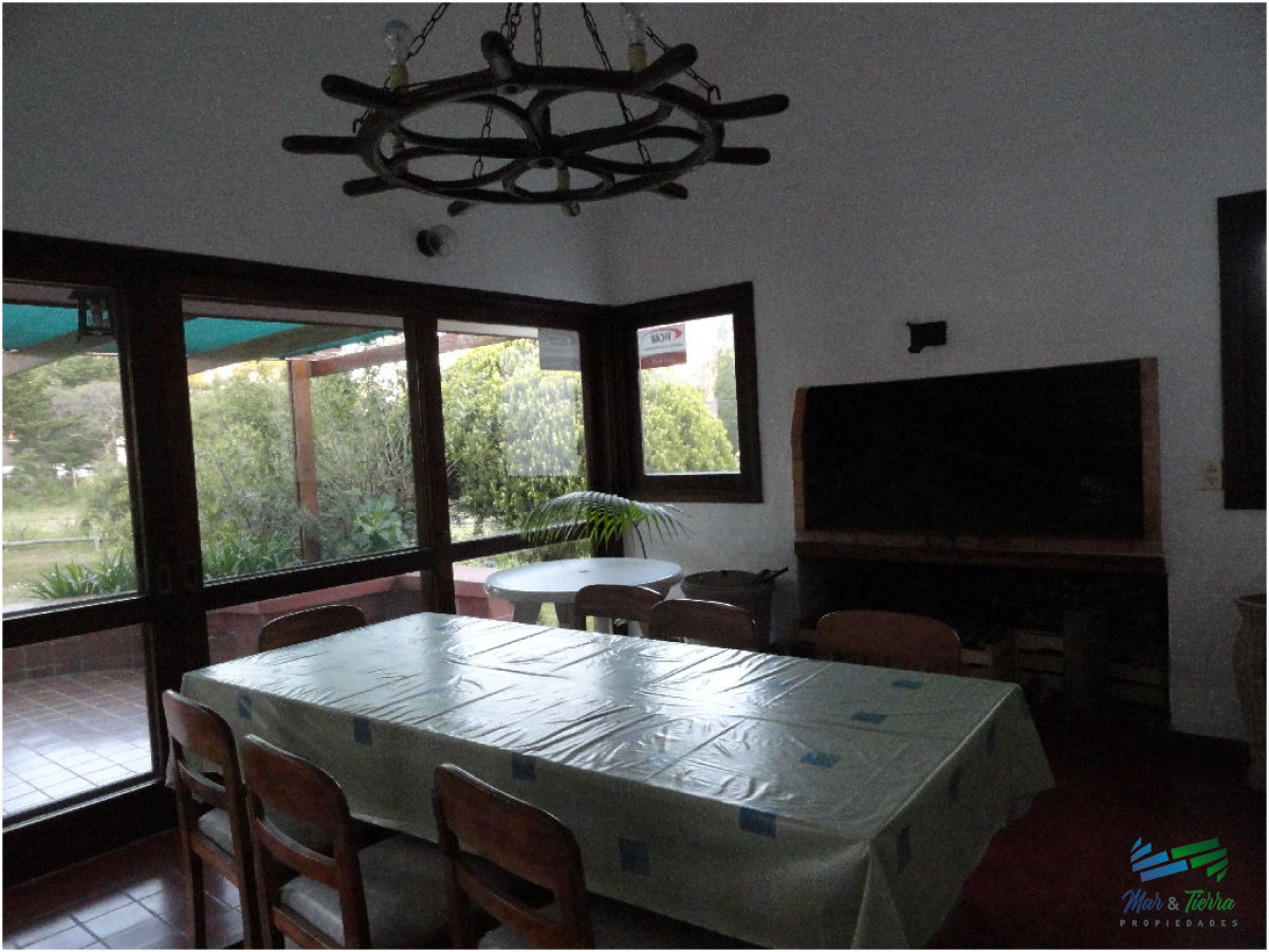 Casa ID.1708 - Vendo casa 5 dormitorios con piscina en San Rafael, Punta del Este