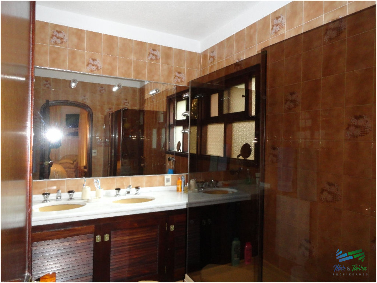 Casa ID.1708 - Vendo casa 5 dormitorios con piscina en San Rafael, Punta del Este