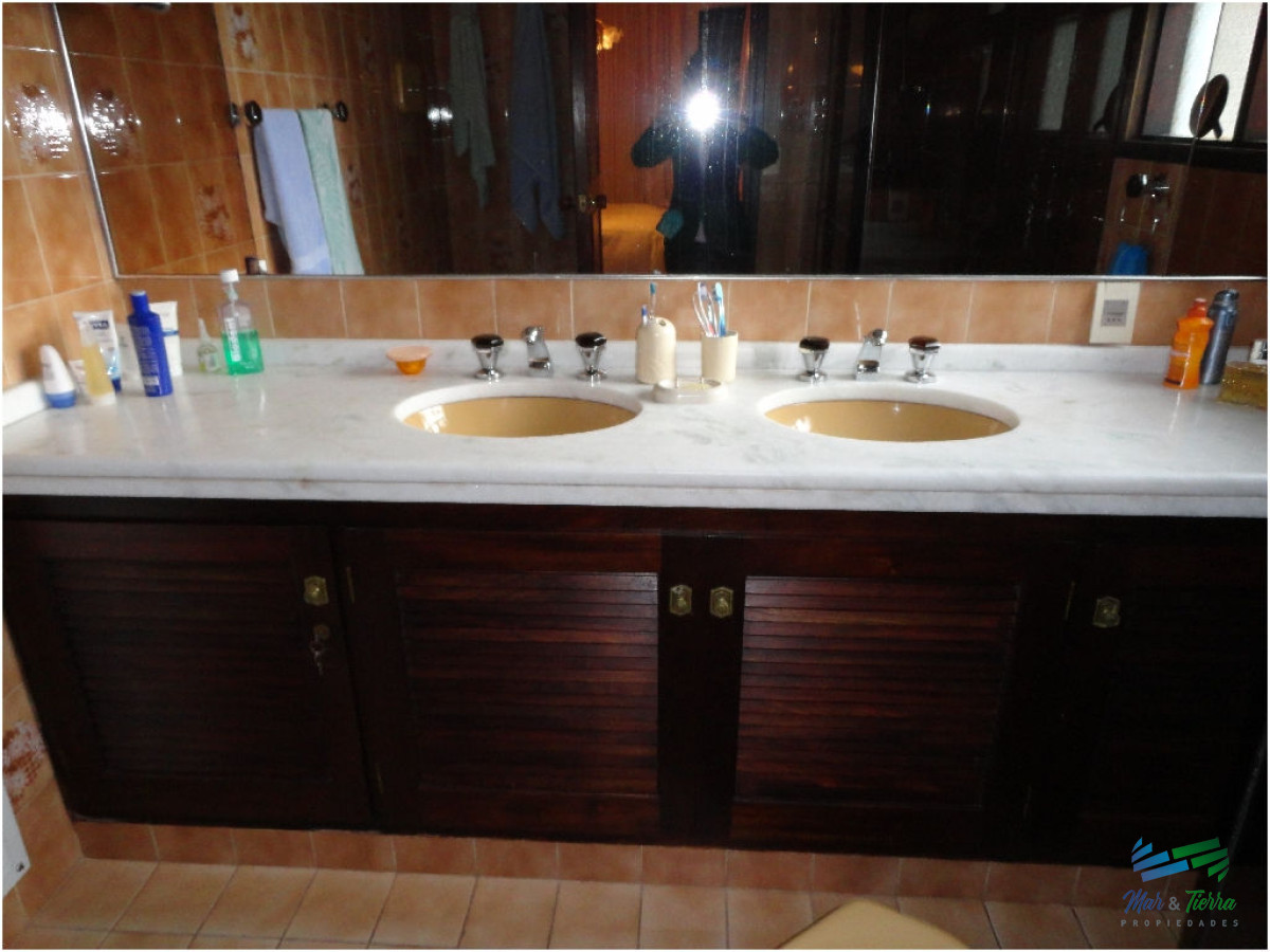 Casa ID.1708 - Vendo casa 5 dormitorios con piscina en San Rafael, Punta del Este