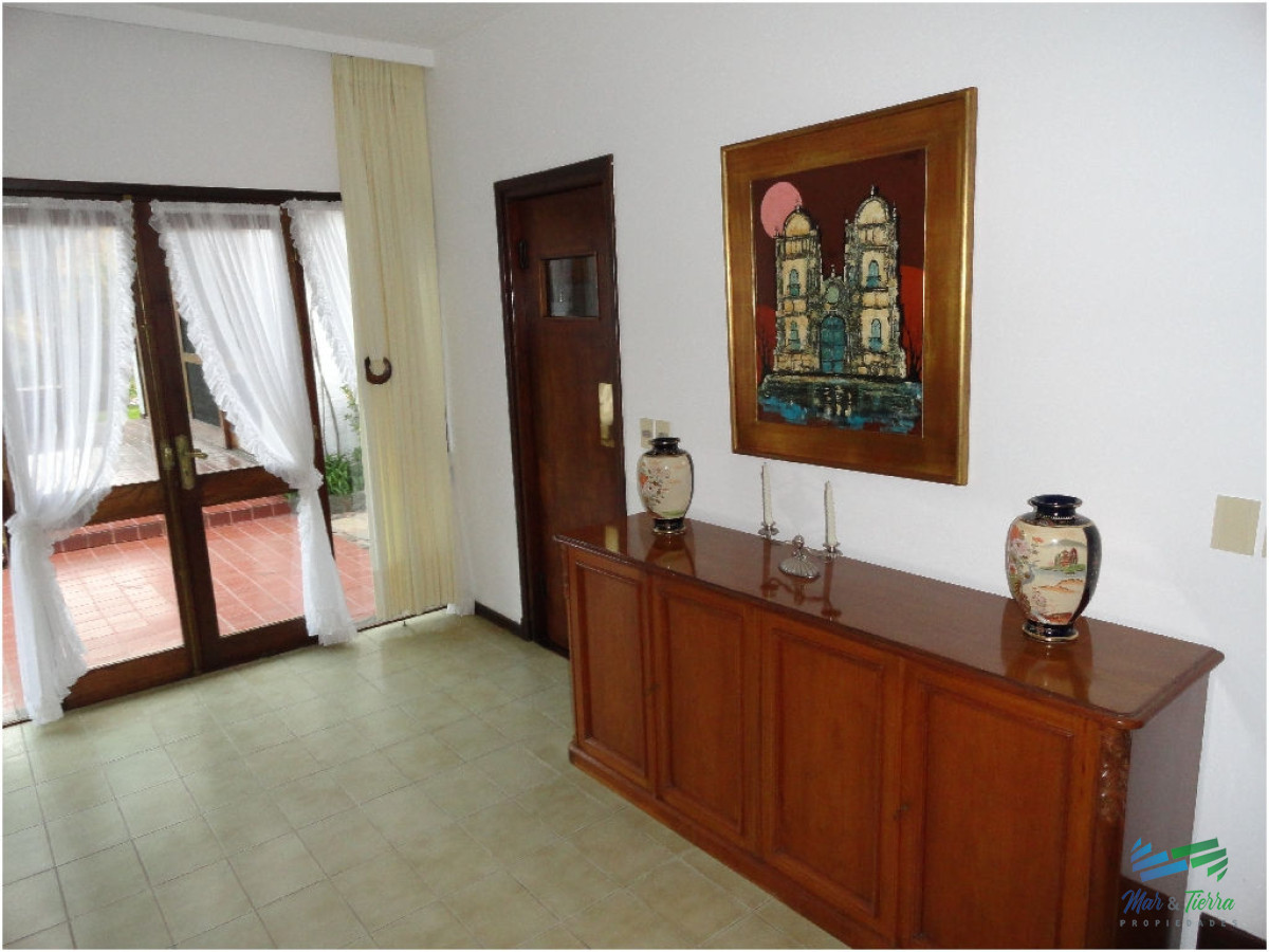 Casa ID.1708 - Vendo casa 5 dormitorios con piscina en San Rafael, Punta del Este