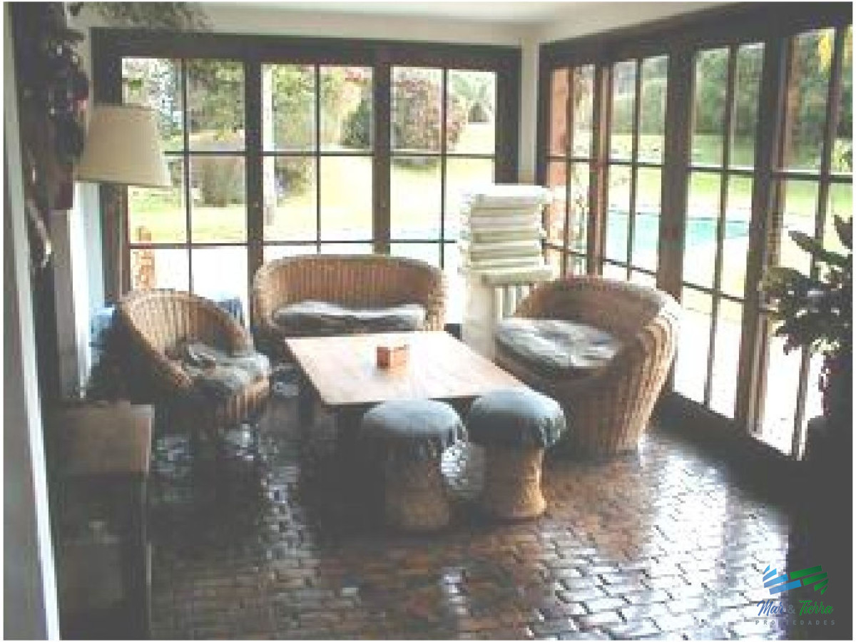 Casa ID.1709 - Vendo casa 6 dormitorios con piscina y gran parque en Rincón del Indio, Punta del Este