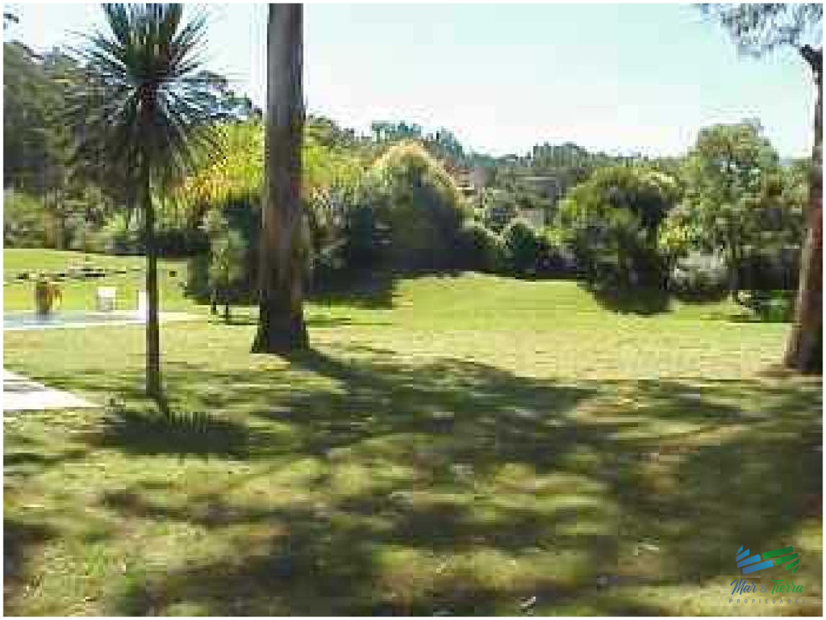 Casa ID.1709 - Vendo casa 6 dormitorios con piscina y gran parque en Rincón del Indio, Punta del Este