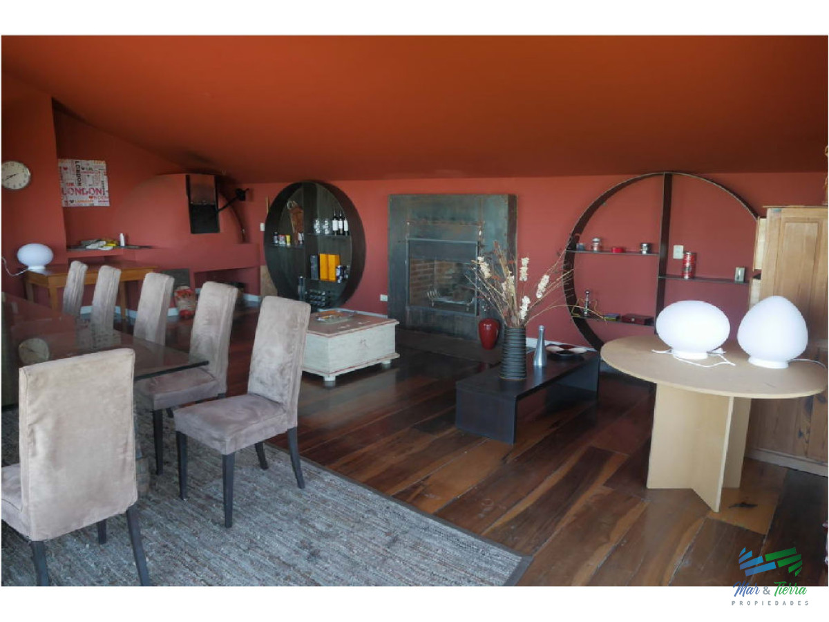 Casa ID.1714 - Vendo Espectacular casa frente al mar en Punta del Este.