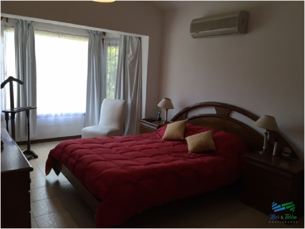 Casa ID.1729 - Casa en venta. Totalmente reciclada, bien equipada. Ambientes amplios. Punta del este.