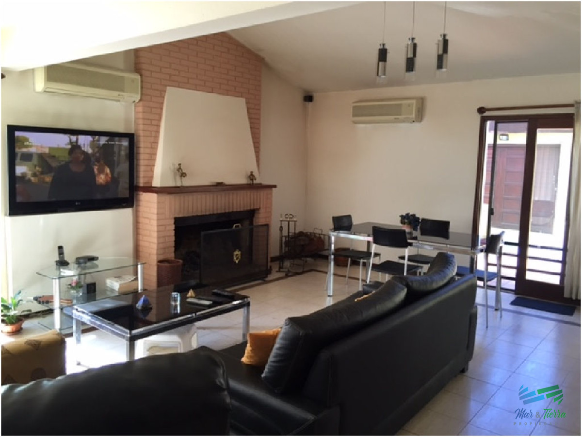 Casa ID.1729 - Casa en venta. Totalmente reciclada, bien equipada. Ambientes amplios. Punta del este.