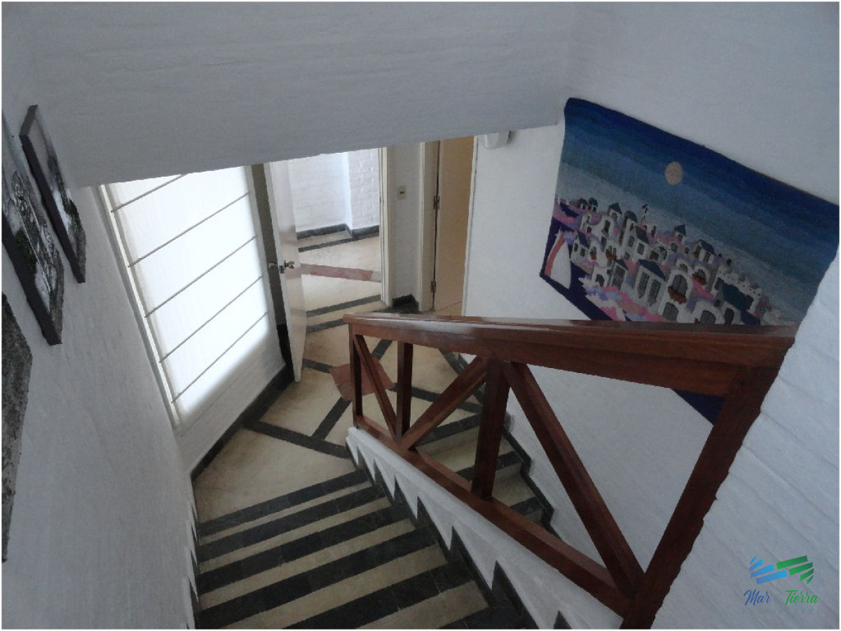 Casa ID.1733 - Casa en alquiler y venta..  Zona de playa mansa, a 50 ms del mar. Punta del Este. 
