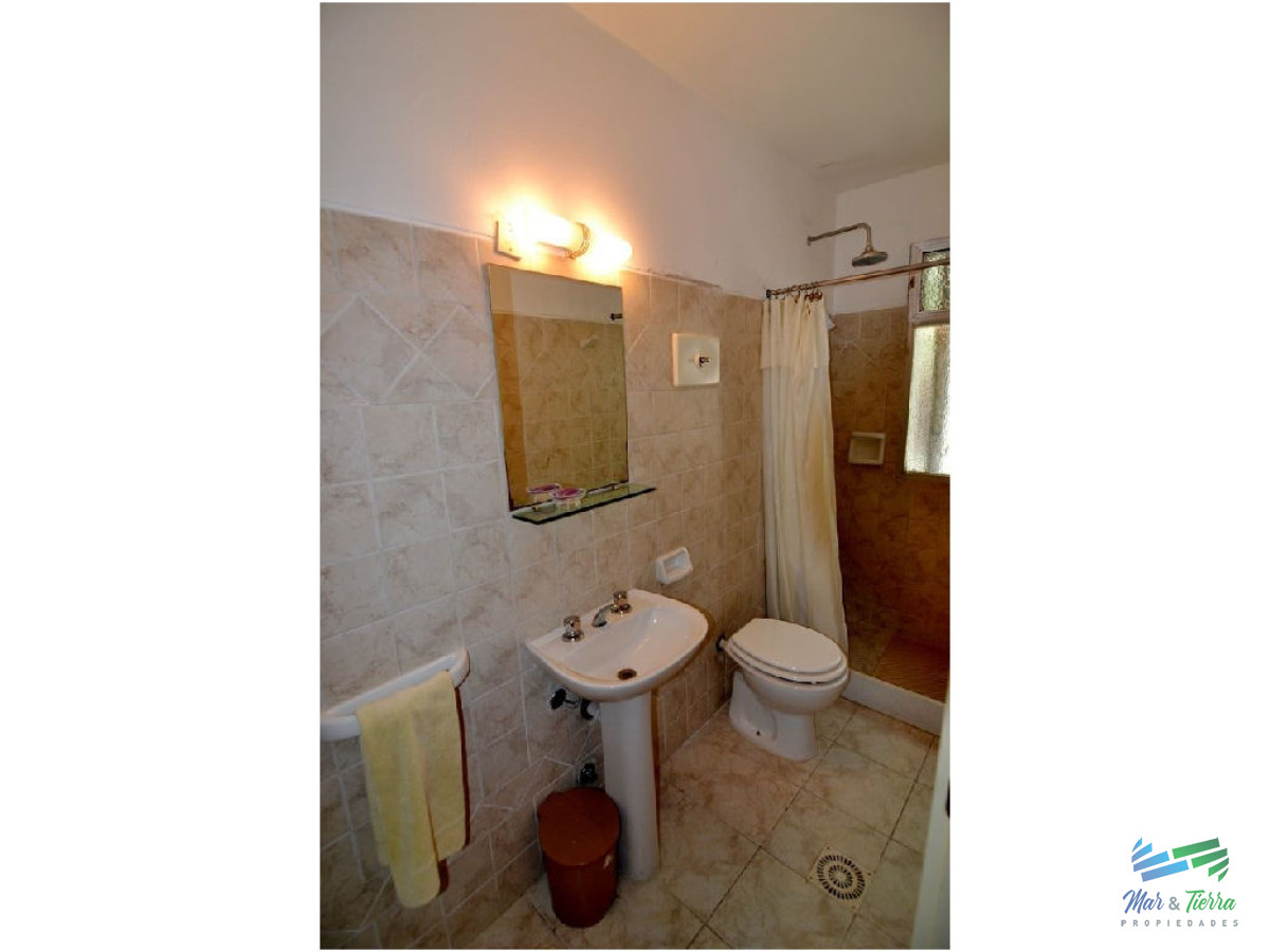Casa ID.1565 - En venta y  alquiler de temporada... Espectacular casa en paradas de la mansa!