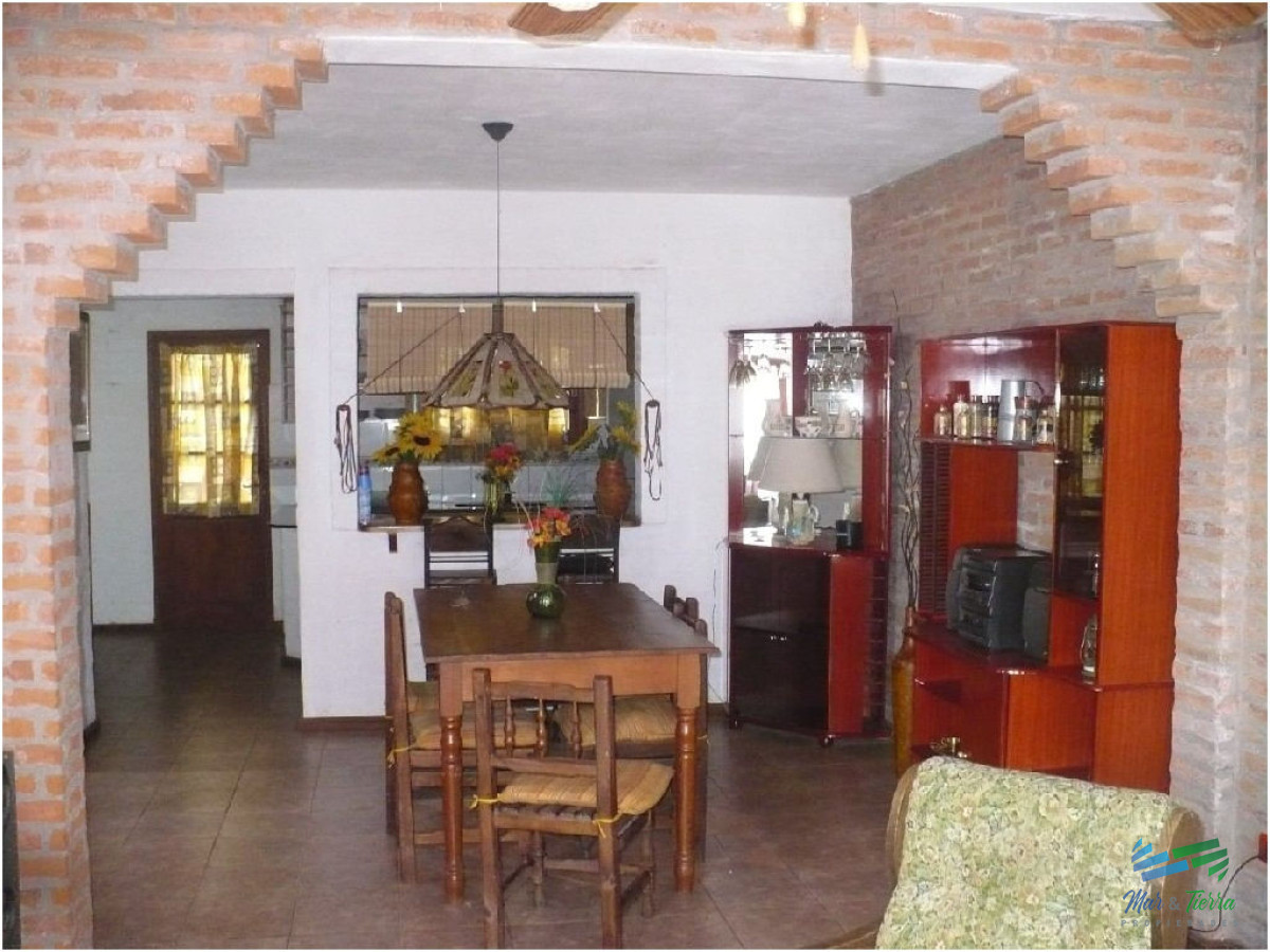 Casa ID.1567 - HERMOSA CASA EN ALQUILER ANUAL 