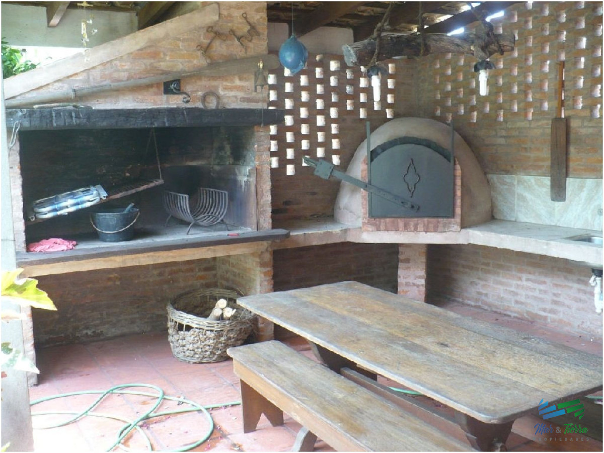 Casa ID.1567 - HERMOSA CASA EN ALQUILER ANUAL 