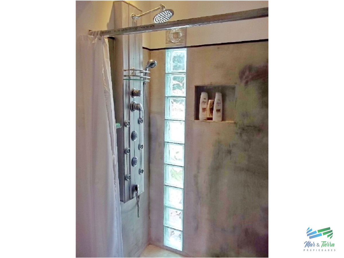 Casa ID.1817 - En venta.. Bal. Bs. As.. 