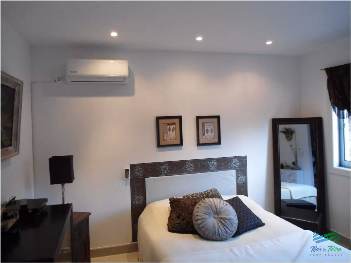 Casa ID.1842 - Casa en venta, zona de Laguna del Sauce.  Cuenta con dos dormitorios. 