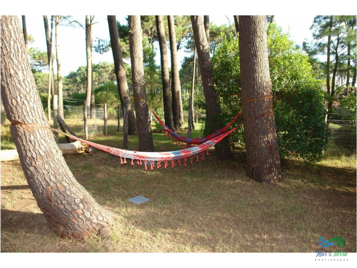 Casa ID.1866 - Muy linda casa en alquiler, ubicada en Rincon del Indio. 