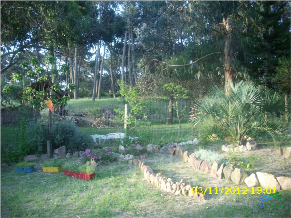 Casa ID.1866 - Muy linda casa en alquiler, ubicada en Rincon del Indio. 
