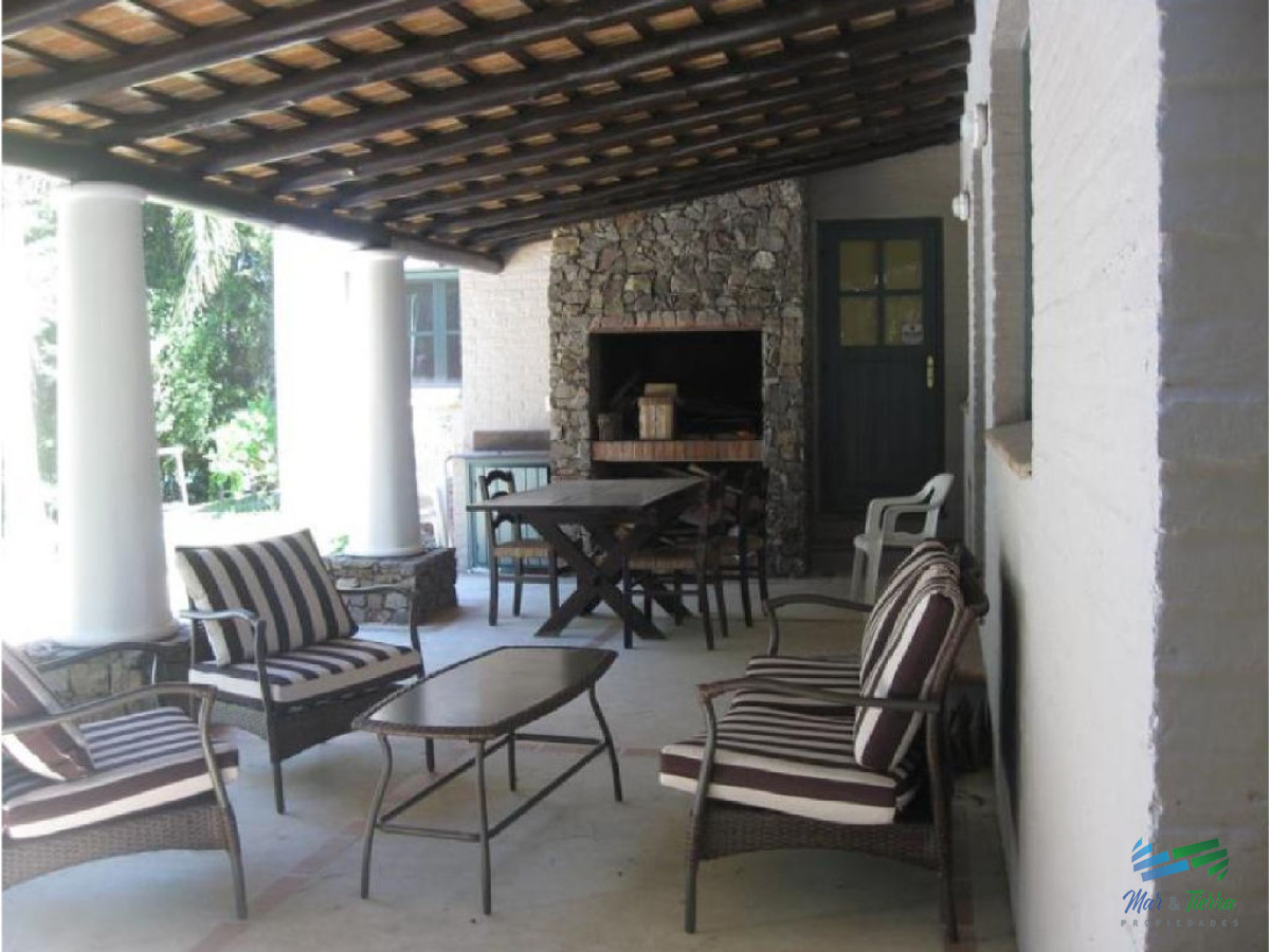 Casa ID.1920 - Casa de 3 dormitorios en alquiler y venta en Rincon del Indio.