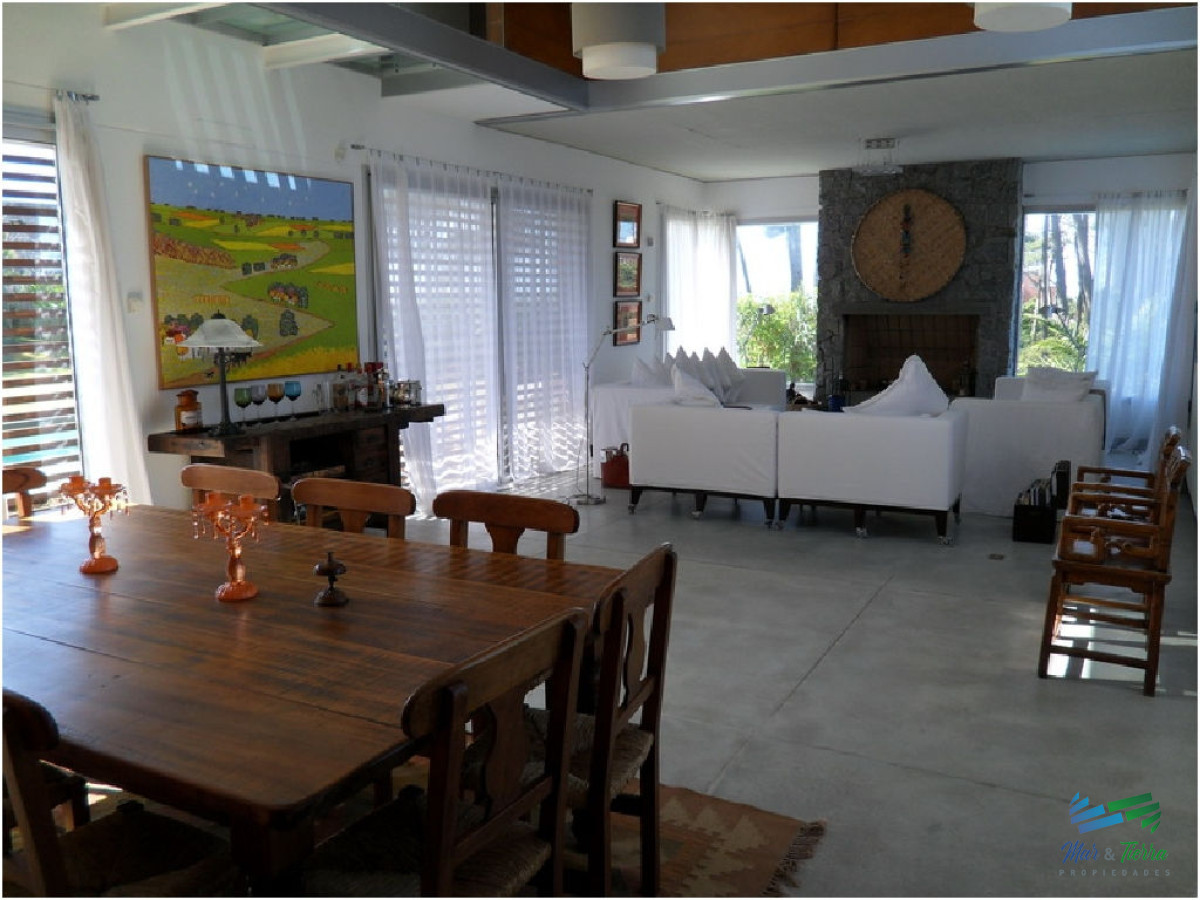 Casa ID.1546 - IMPERDIBLE OPORTUNIDAD EN VENTA Y ALQUILER!!! 